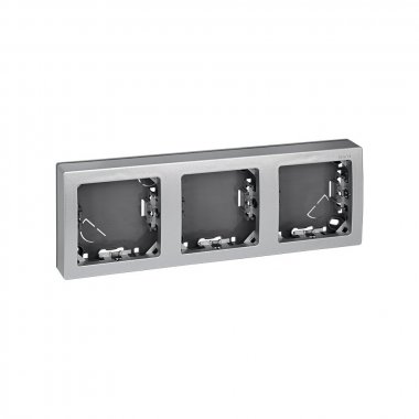 Фотография товара 'Simon 73630-63 Рамка на 3 поста для горизонтального монтажа цвета алюминий 73 Loft'