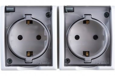 Фотография товара 'Simon 1594443-030 Розетка двойная IP54 с крышкой и шторками Schuko 2x2Р+Е, 16A 250В'