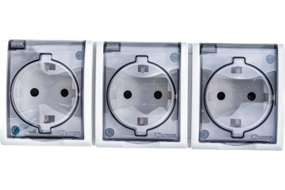 Фотография товара 'Simon 1594447-030 Розетка тройная IP54 с крышкой и шторками Schuko 3x2Р+Е, 16A 250В'