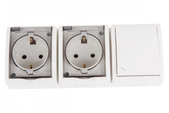 Фотография товара 'Simon 1594526-030 Блок IP54. Розетка двойная с крышкой Schuko 2x2Р+Е 16A + Переключатель 10AX 250В'