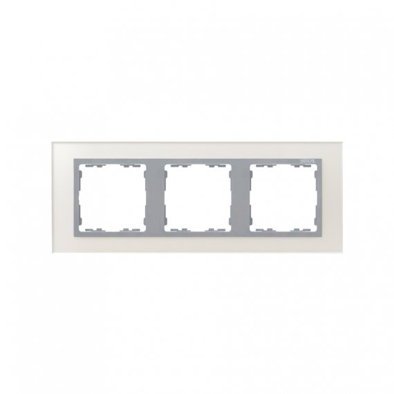 Фотография товара 'Simon 82937-62 Рамка на 3 поста, стекло, серебро/алюминий, S82N'