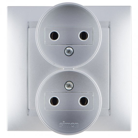 Фотография товара 'Simon 1590457-033 Розетка двойная моноблок 2x2Р, 16A 250В'