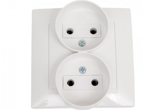 Фотография товара 'Simon 1590457-030 Розетка двойная моноблок 2x2Р, 16A 250В'